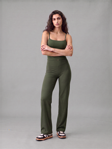 Arc Square-Neck Cami